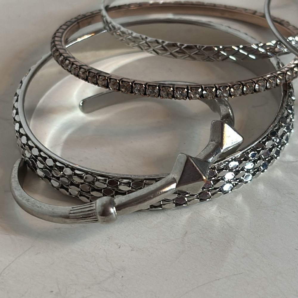Silver Tone Stack Of Assorted Bangle Bracelets Rh… - image 4